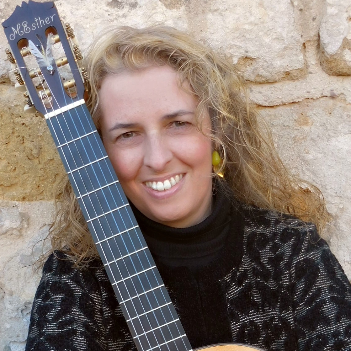 María Esther Guzmán